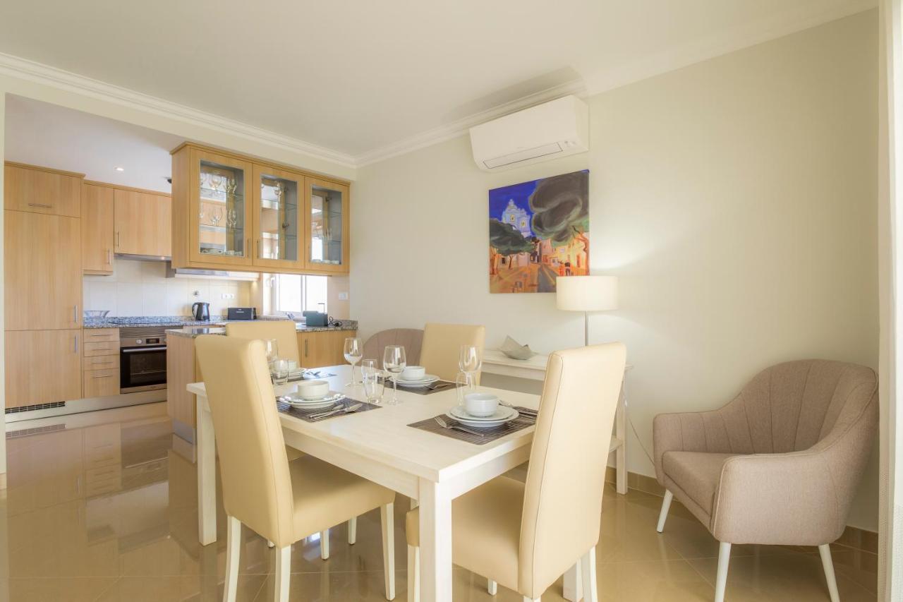 บัววิสตา กอล์ฟ แอนด์ สปา รีสอร์ต Hotel ลากอส ภายนอก รูปภาพ A dining room
